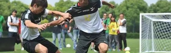  草根足球遍地开花，全民参与热情高涨