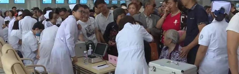  老兵传帮带见成效，更衣室凝聚战斗力