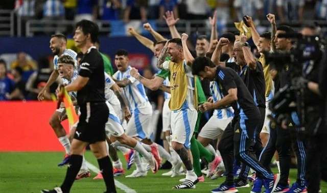  轮椅网球公开赛落幕，残奥冠军卫冕展现坚韧精神  