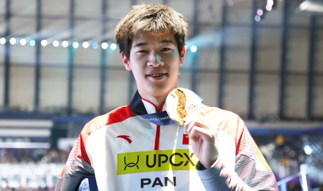  青春风暴席卷赛场新锐展露锋芒