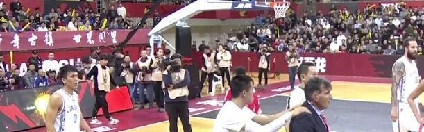  电竞裁判严格执裁，公平竞赛获赞誉