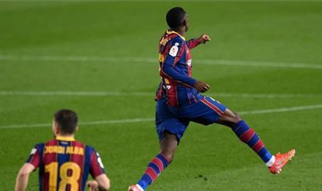  莱切战术纪律严明，客场逼平前列球队  