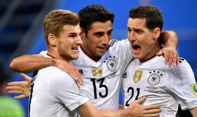  诺里瑞典之星闪耀，斯德哥尔摩站主场完美夺冠