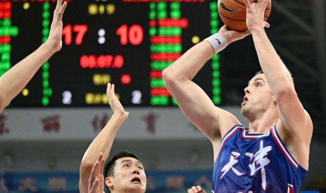  广州龙狮爆冷击败浙江东阳光引发热议