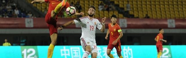  网坛新星闪耀赛场，青春风暴席卷大满贯