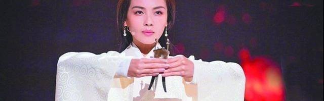  电竞女将巾帼不让，女子赛表现抢眼