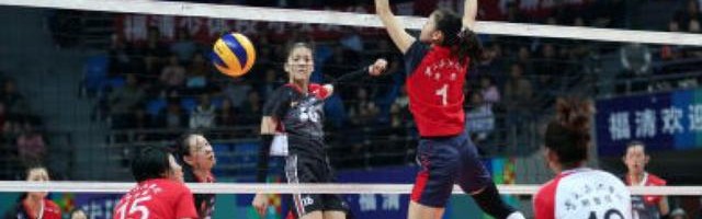  智能发球机器人亮相巡回赛，陪练效率提升三倍