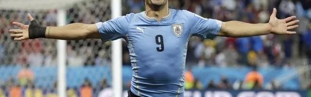  苏亚雷斯伤愈复出首战，乌拉圭锋霸锋芒再现