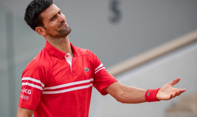  斯维亚泰克卫冕成功，波兰之星闪耀赛场