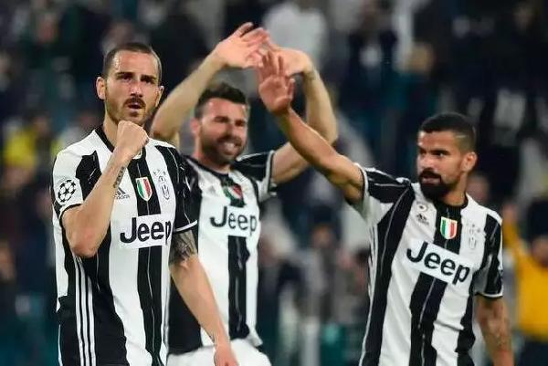  德国队重组钢铁防线，全力备战欧预赛